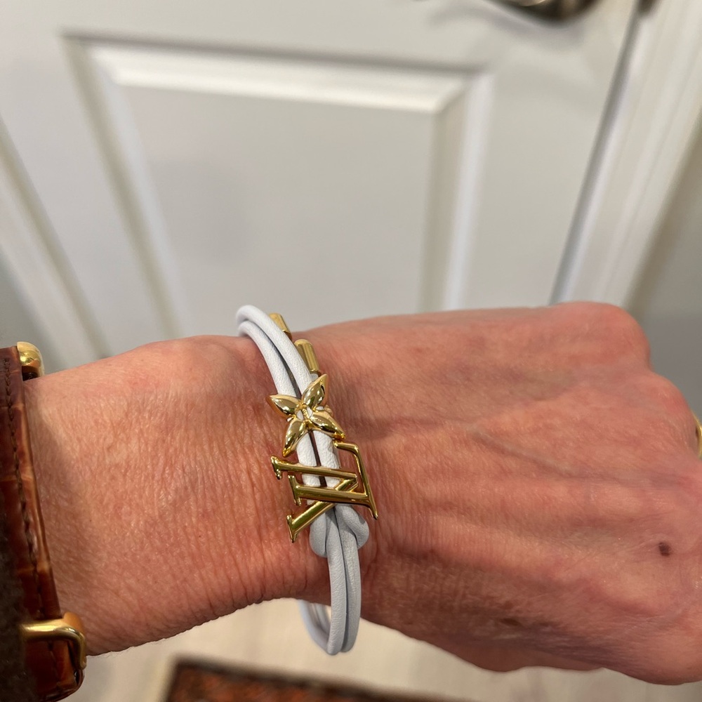 Louis Vuitton Gold light blue Bracelet - Picture 2 of 4